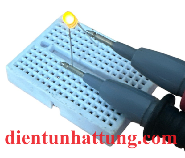 led-duc-3mm-mau-vang-anh-2